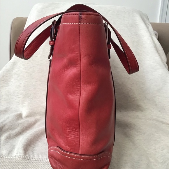 Vtg Coach Hampton Leather Tote E063-F10194 - Picture 15 of 15